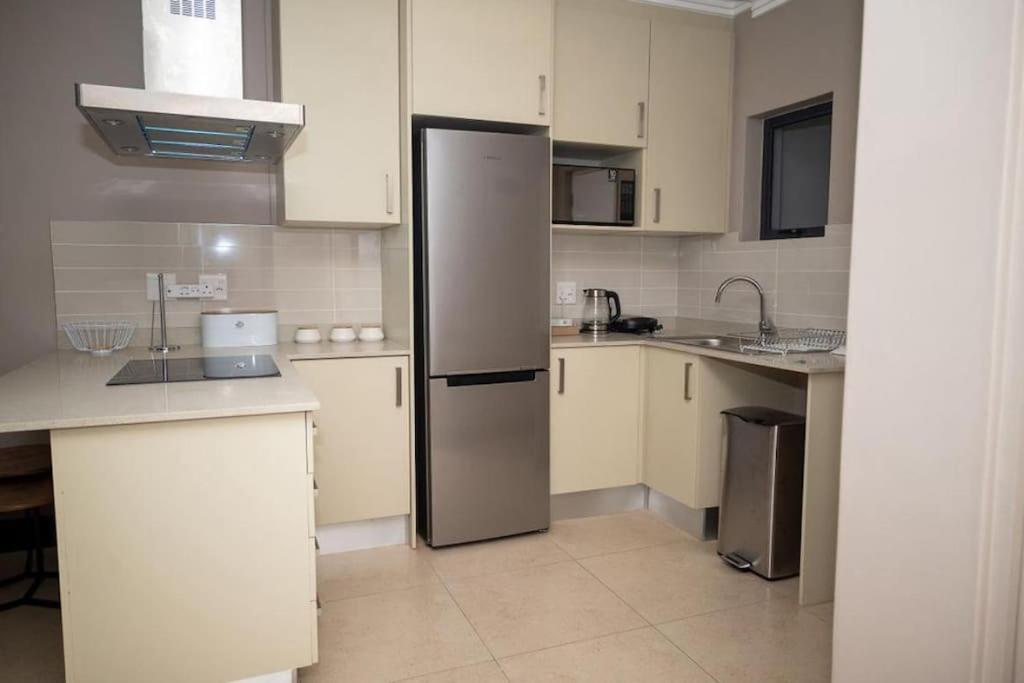 203 Marina Bay Luxury Suite, Umhlanga Apartment Durban