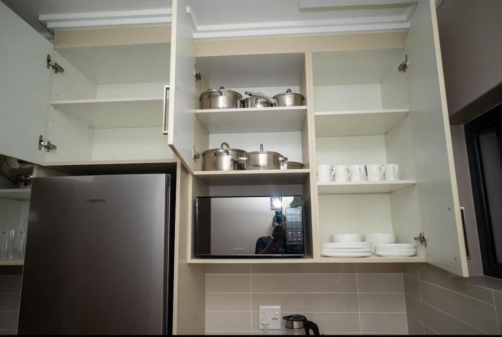 203 Marina Bay Luxury Suite, Umhlanga Apartment *